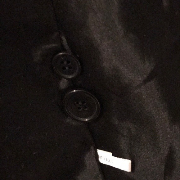 NewYork & Company classy Black Washable Blazer - Picture 3 of 7